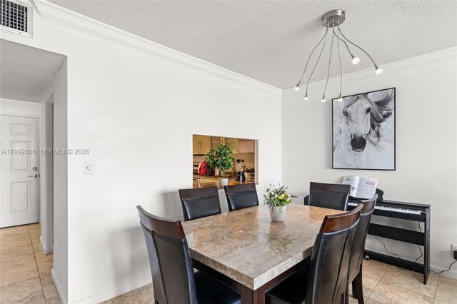 1170 NE 191st St 35, Miami, FL 33179