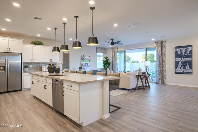5026 W CAPISTRANO Avenue, Laveen, AZ 85339
