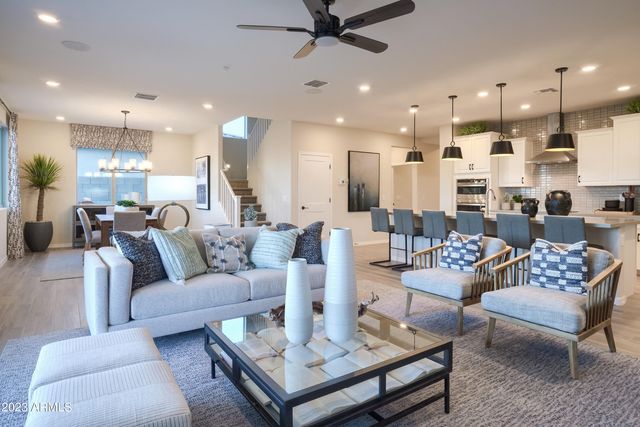5026 W CAPISTRANO Avenue, Laveen, AZ 85339