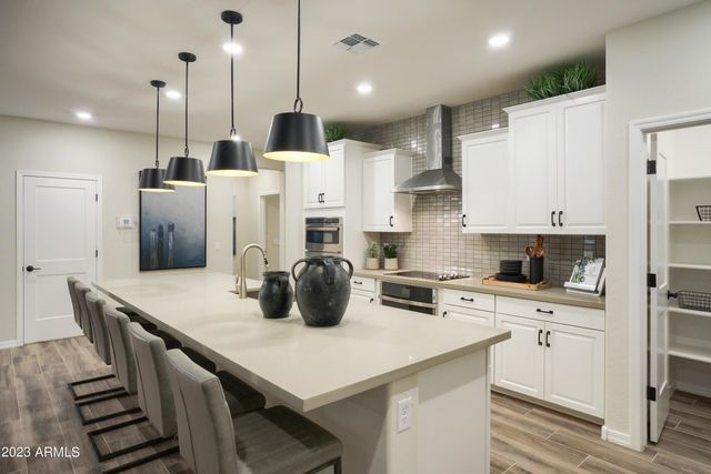 5026 W CAPISTRANO Avenue, Laveen, AZ 85339