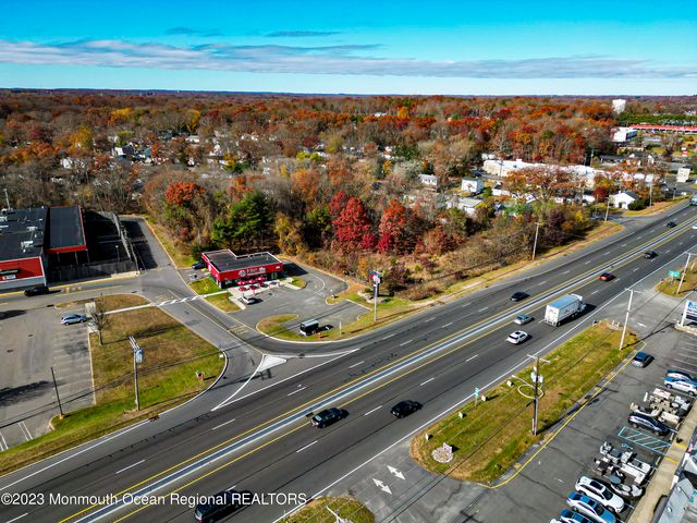 9 Us 9, Howell, NJ 07728