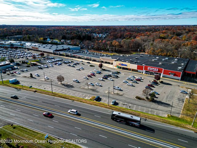 9 Us 9, Howell, NJ 07728