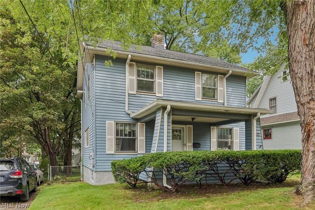 989 Amelia Avenue, Akron, OH 44302