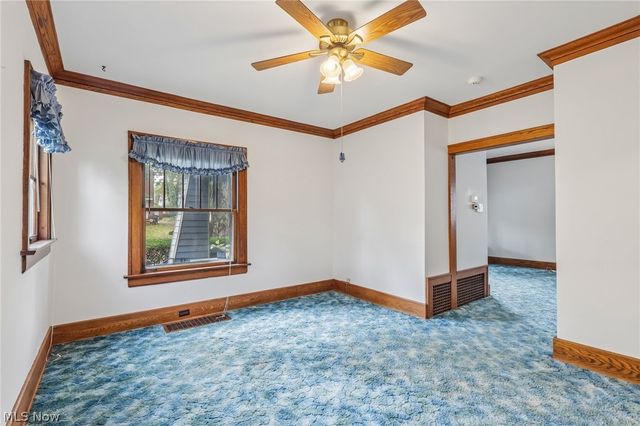 989 Amelia Avenue, Akron, OH 44302