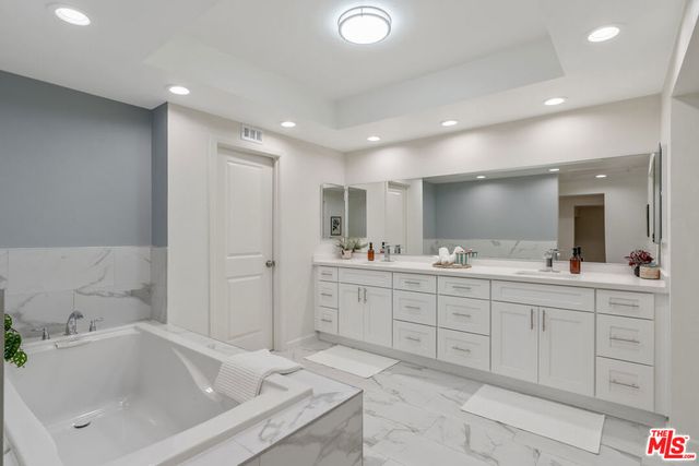 19 Rippling, Irvine, CA 92603