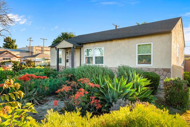 2774 Hayes Avenue, Long Beach, CA 90810