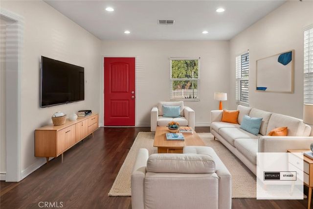 2774 Hayes Avenue, Long Beach, CA 90810