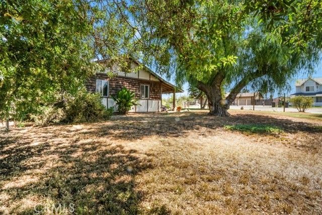 17386 Sage Avenue, Riverside, CA 92504