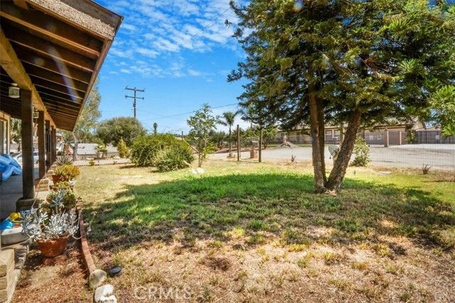 17386 Sage Avenue, Riverside, CA 92504