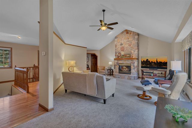 514 10th Street N, Sartell, MN 56377