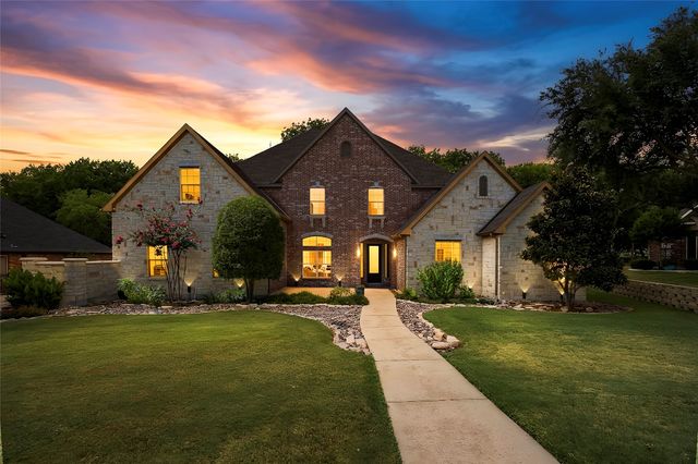 2409 Legend Drive, Heath, TX 75032