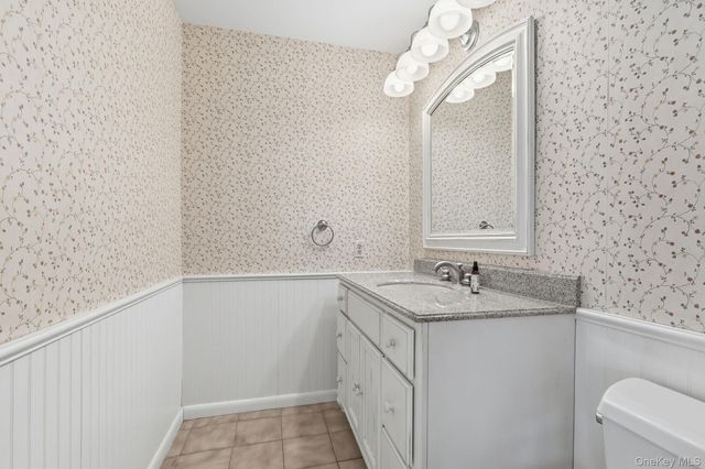 2 Sutton Place, Katonah, NY 10536