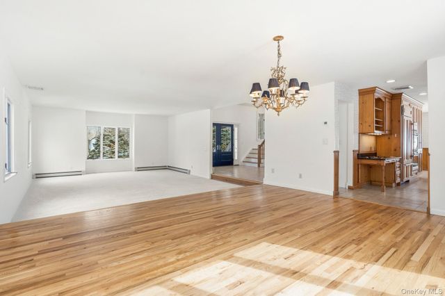 2 Sutton Place, Katonah, NY 10536