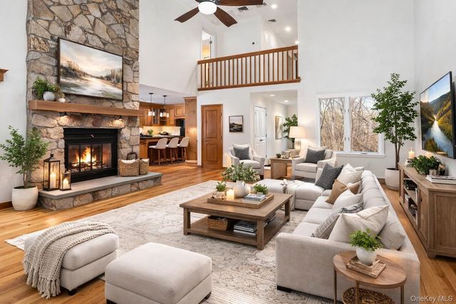 2 Sutton Place, Katonah, NY 10536