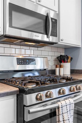 1800 S KASPER DRIVE, Appleton, WI 54914