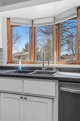 1800 S KASPER DRIVE, Appleton, WI 54914