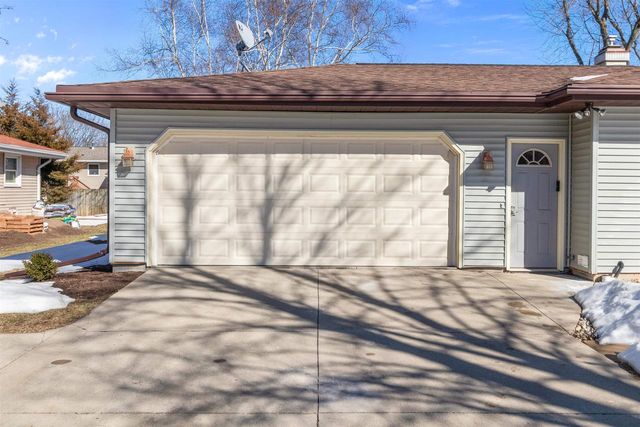 1800 S KASPER DRIVE, Appleton, WI 54914