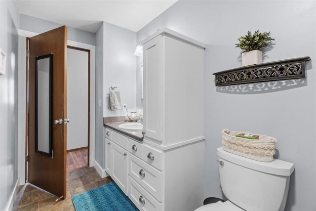 1800 S KASPER DRIVE, Appleton, WI 54914