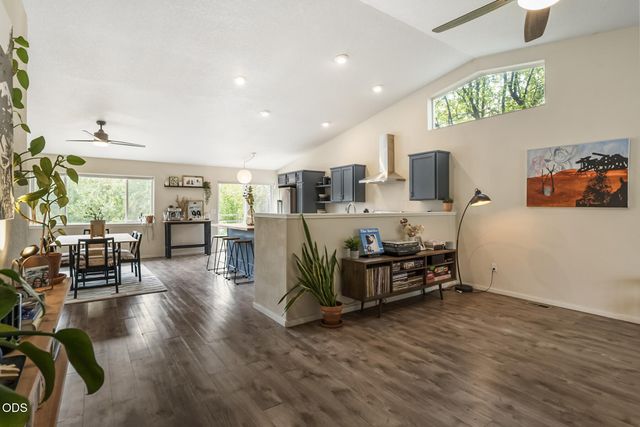 63152 Watercress Way, Bend, OR 97701