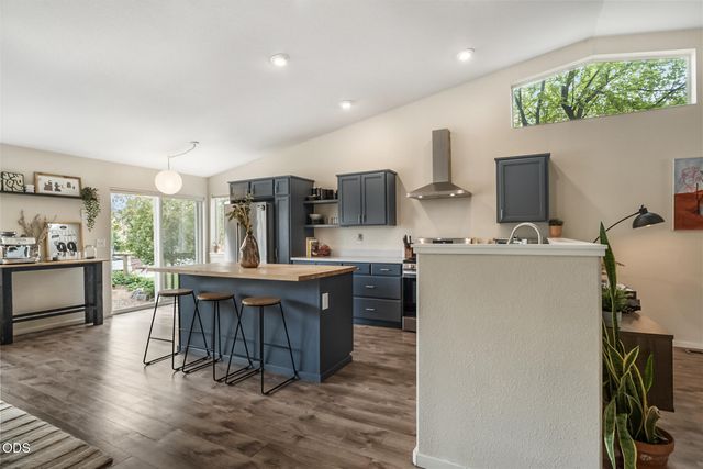 63152 Watercress Way, Bend, OR 97701