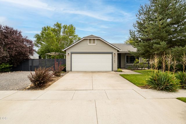 63152 Watercress Way, Bend, OR 97701