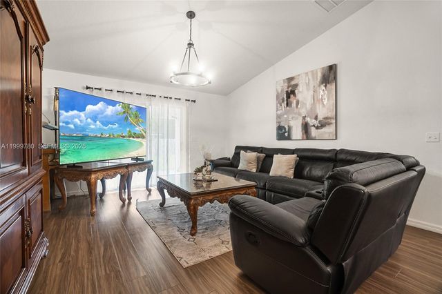 1441 SW San Esteban Ave, Port St. Lucie, FL 34953