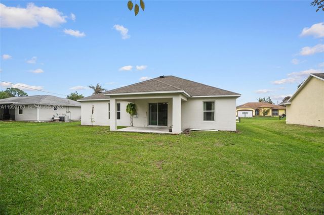 1441 SW San Esteban Ave, Port St. Lucie, FL 34953