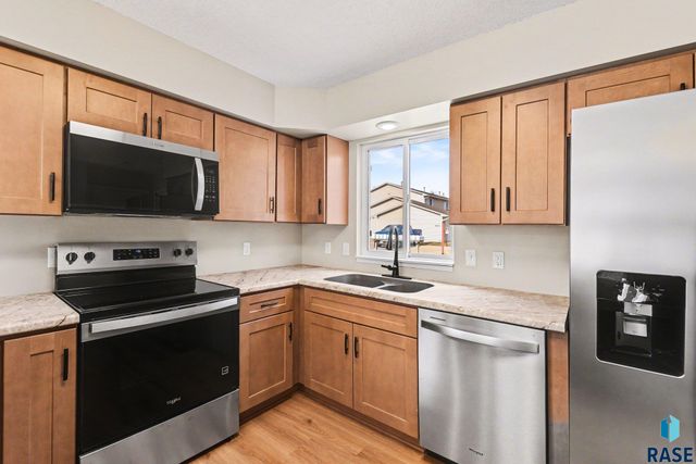 1805 S Sertoma Ave Avenue 106, Sioux Falls, SD 57106