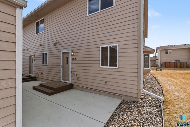 1805 S Sertoma Ave Avenue 106, Sioux Falls, SD 57106