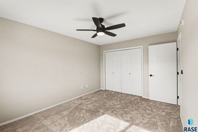 1805 S Sertoma Ave Avenue 106, Sioux Falls, SD 57106