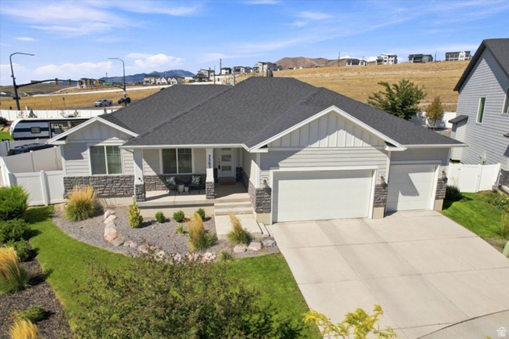 2363 N ELDERBERRY CIR, Saratoga Springs, UT 84045 — photo 2