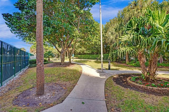 1201 S Ocean Dr 1806N, Hollywood, FL 33019