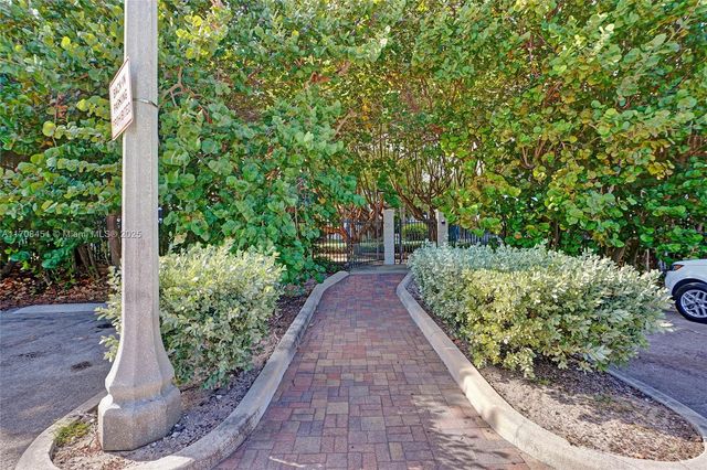 1201 S Ocean Dr 1806N, Hollywood, FL 33019