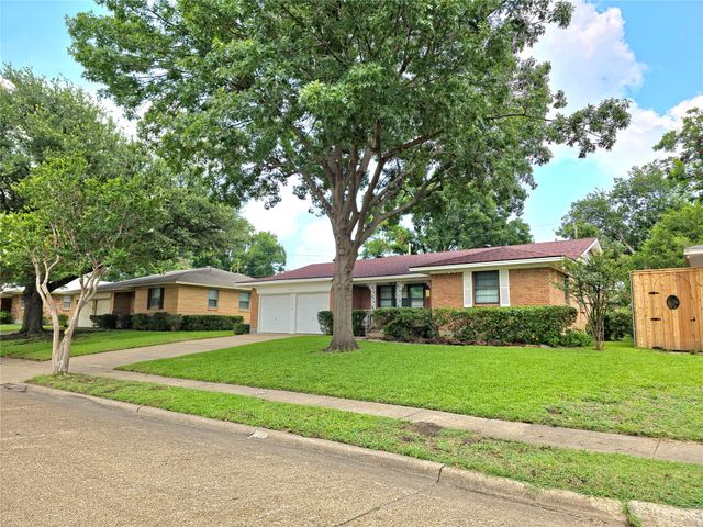 2522 Robin Lane, Garland, TX 75041