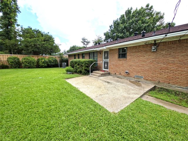 2522 Robin Lane, Garland, TX 75041