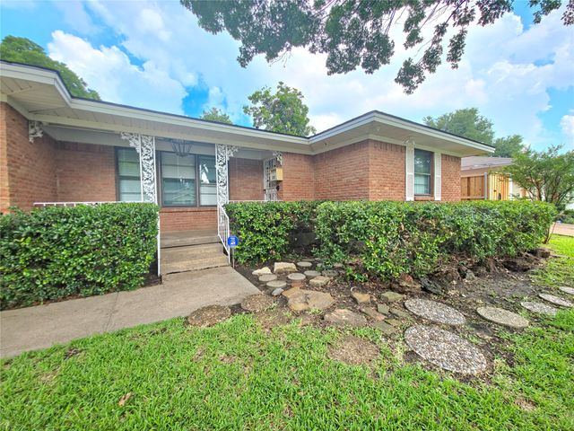 2522 Robin Lane, Garland, TX 75041