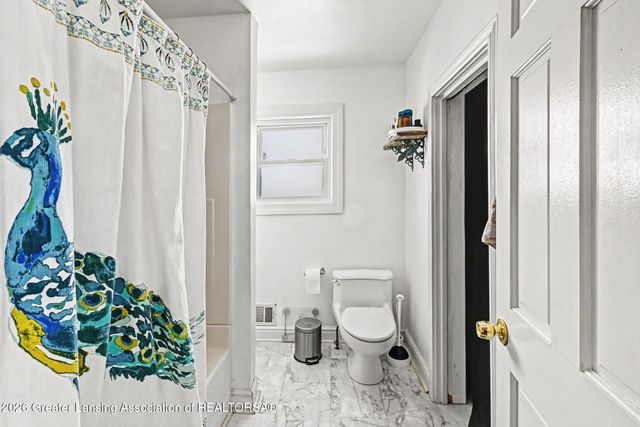 1629 N Genesee Drive, Lansing, MI 48915