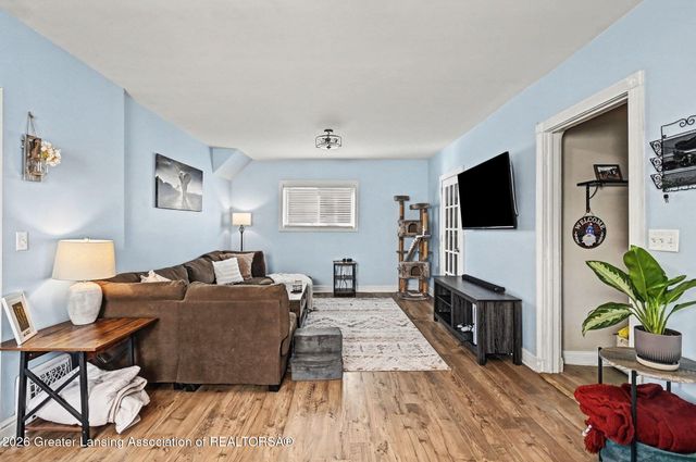 1629 N Genesee Drive, Lansing, MI 48915