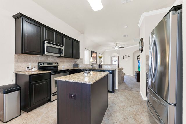 8932 Wild Rose Lane, Cross Roads, TX 76227