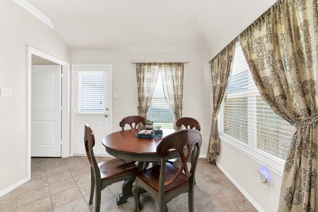 8932 Wild Rose Lane, Cross Roads, TX 76227