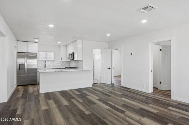 1214 E HENRY Street, Tempe, AZ 85288