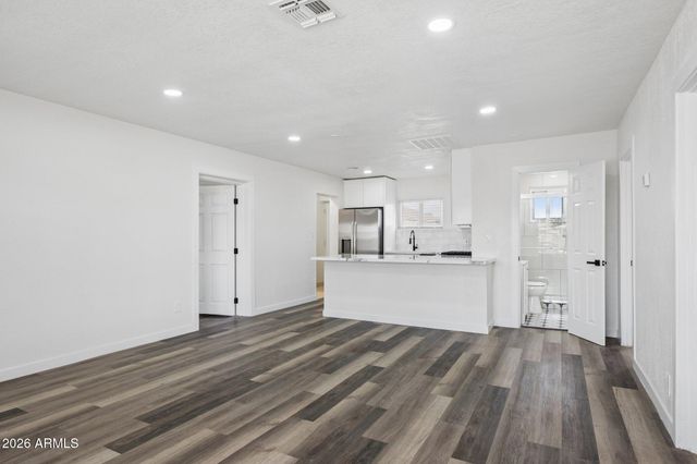 1214 E HENRY Street, Tempe, AZ 85288