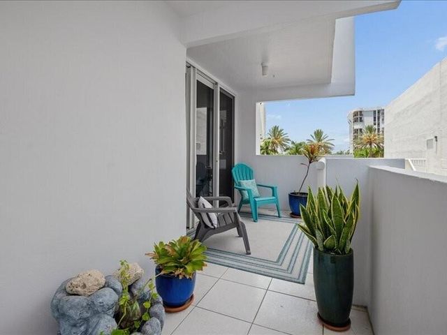1370 S OCEAN Boulevard 305, Pompano Beach, FL 33062