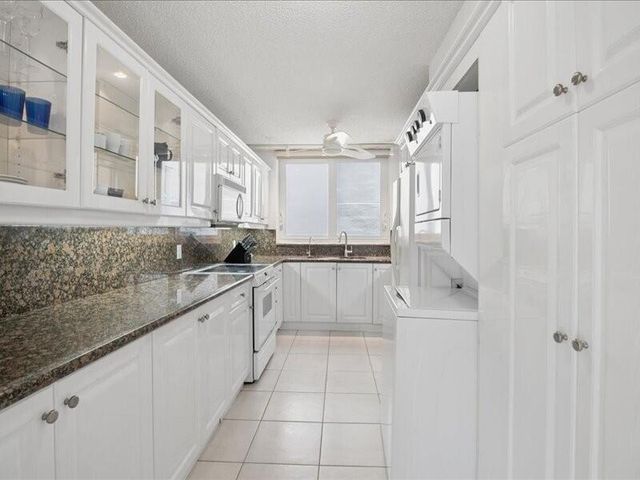 1370 S OCEAN Boulevard 305, Pompano Beach, FL 33062
