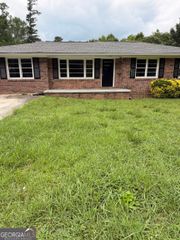 9182 Flat Shoals Road SW, Covington, GA 30014