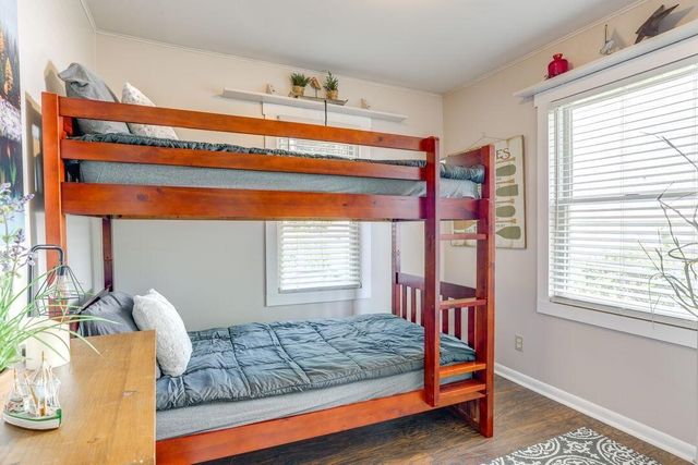 51479 Summit Street, Paw Paw, MI 49079