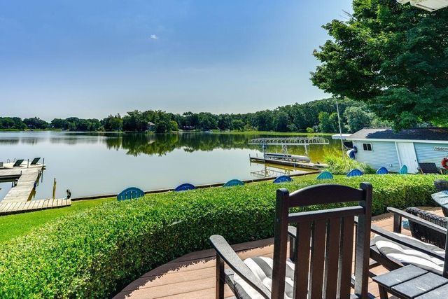 51479 Summit Street, Paw Paw, MI 49079