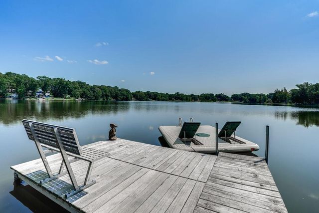 51479 Summit Street, Paw Paw, MI 49079