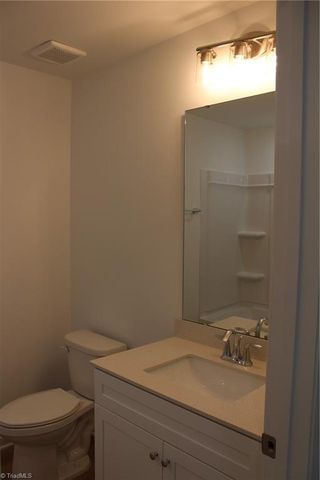 6820 Steeplegate Drive 16 SG, Burlington, NC 27215