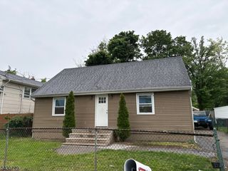 94 Martin St, Franklin Twp., NJ 08873